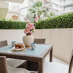 102 Seafront 3bed With Pool By Homely Apartment