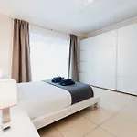 102 Seafront 3bed With Pool By Homely Apartment