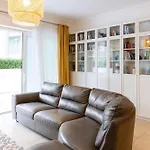 Lägenhet 102 Seafront 3bed With Pool By Homely *