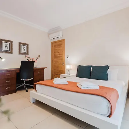 شقة 102 Seafront 3bed With Pool By Homely *