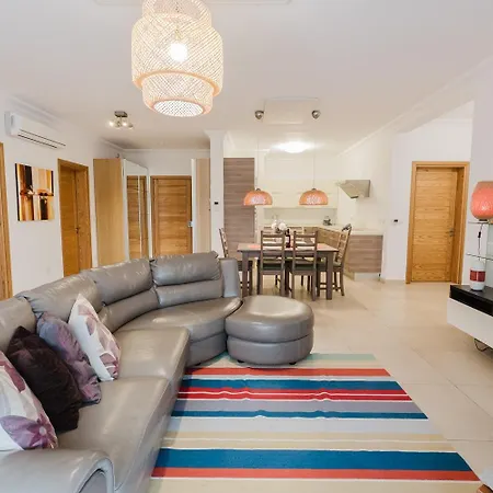 Appartamento 102 Seafront 3bed With Pool By Homely Sliema