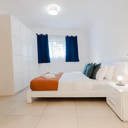 102 Seafront 3bed With Pool By Homely * Sliema