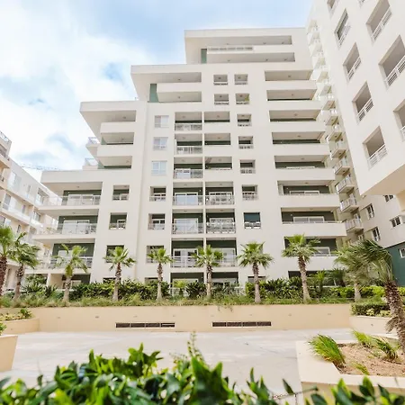 102 Seafront 3bed With Pool By Homely شقة *