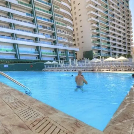 شقة 102 Seafront 3bed With Pool By Homely