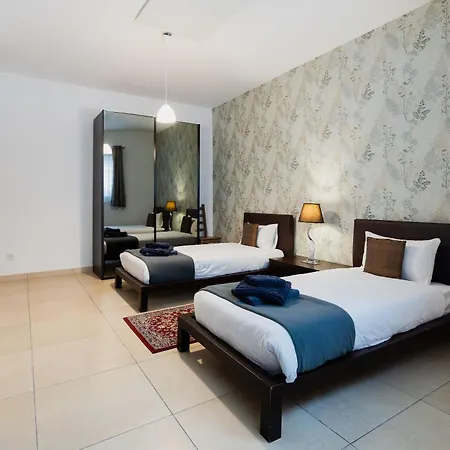 Διαμέρισμα 102 Seafront 3bed With Pool By Homely *
